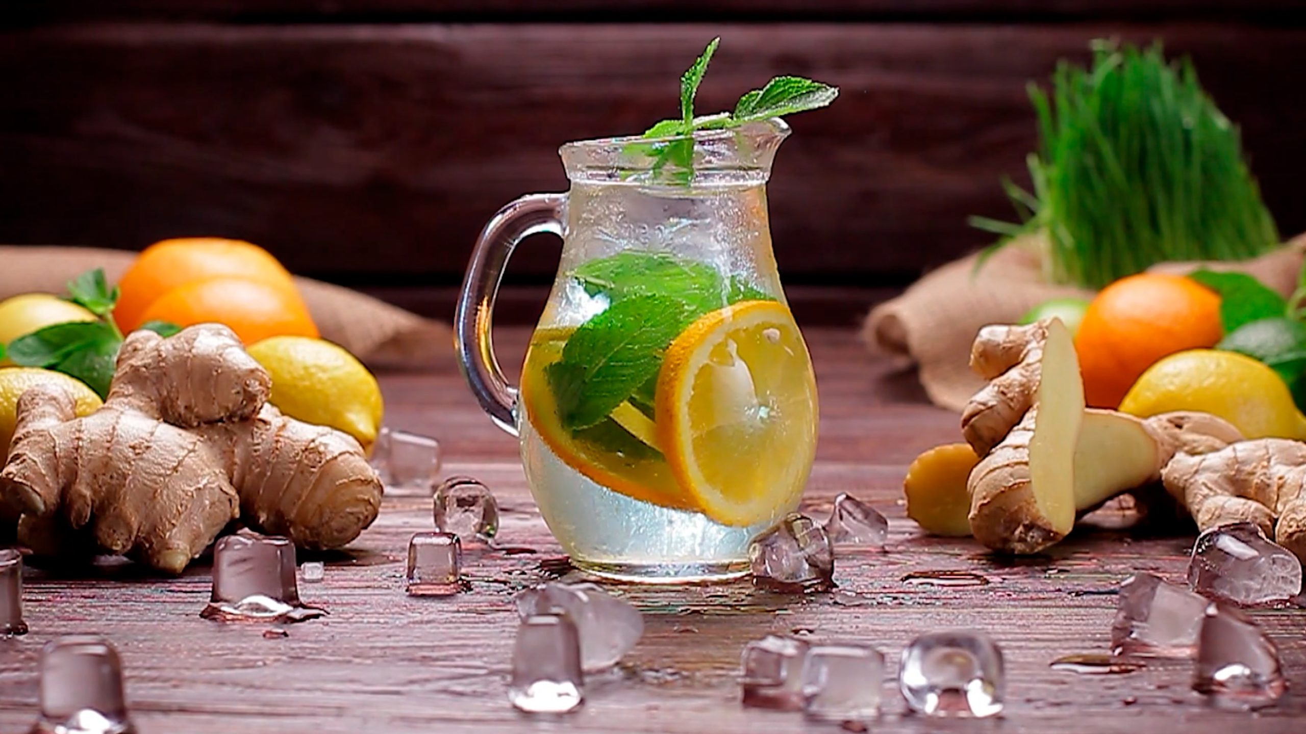 DOMAĆI SIRUP Koji Budi U Trenutku I TERA BOLESTI: Recept Za Jačanje ...